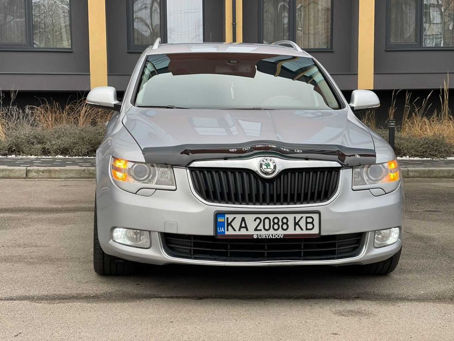 Продам Шкоду Суперб 2.0 дизель Автомат