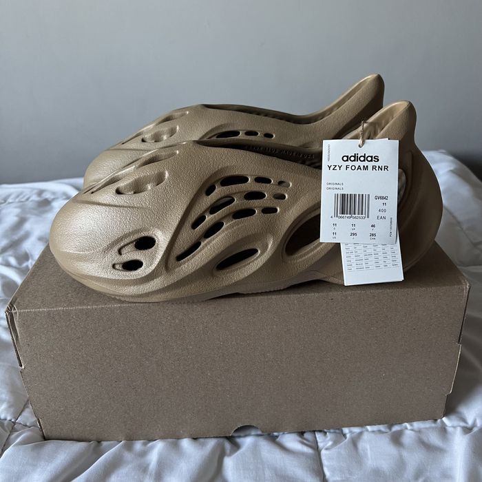 Yeezy Foam Runner Clay Taupe - rozmiar 42-46
