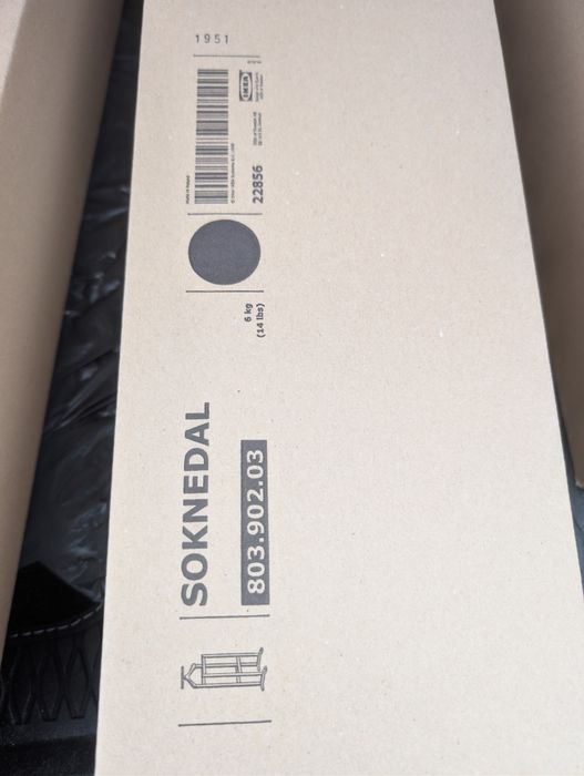 Wieszak stojący Kamerdyner Soknedal z Ikea