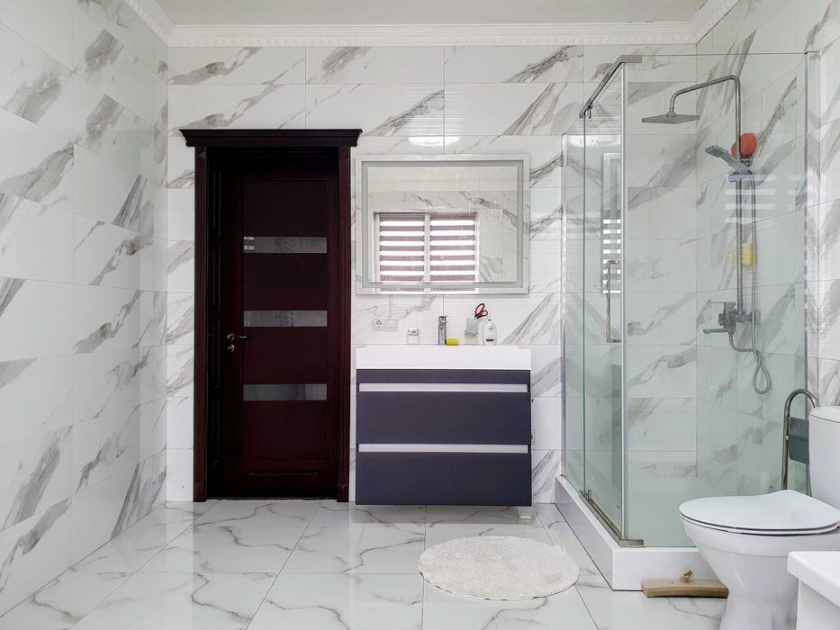 Здається 5-ти кімнатний БУДИНОК на ДОСЛІДНІЙ СТАНЦІЇ. Гараж на 2 авто.