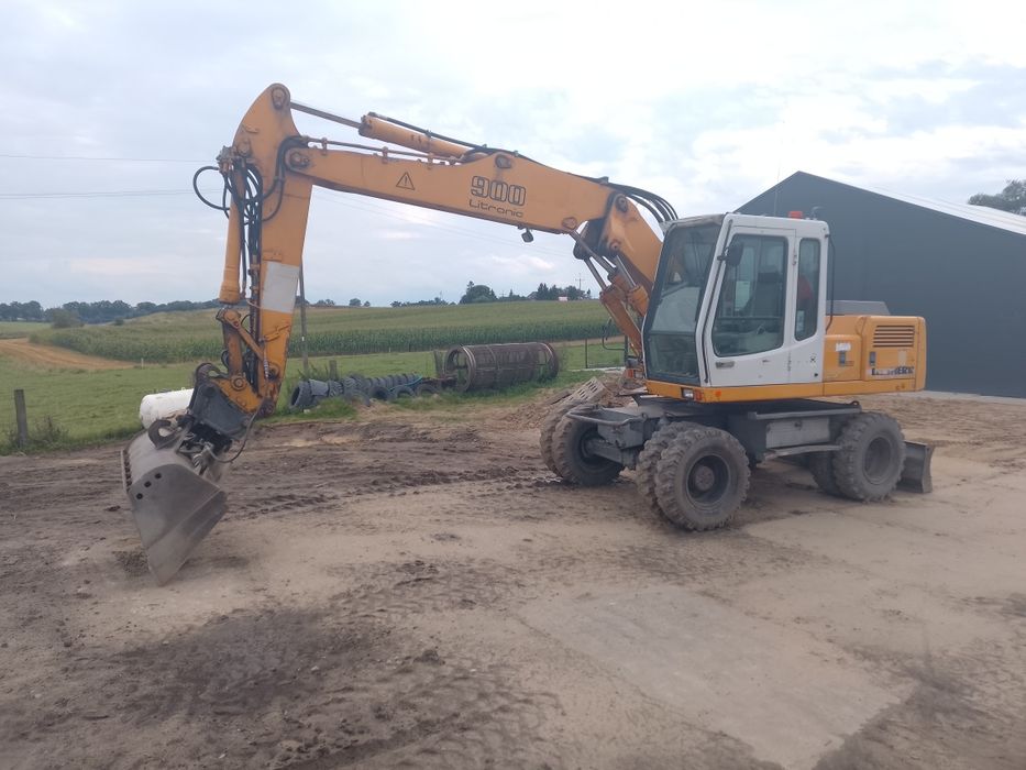 Liebherr A900B 2000r