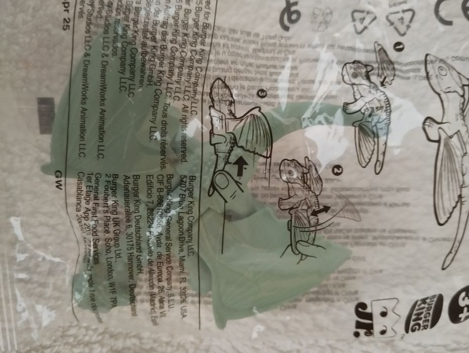 Figurino dragão do filme "como treinar o teu dragão"64738476951299122