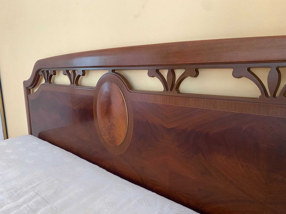 Łóżko wraz z materacem