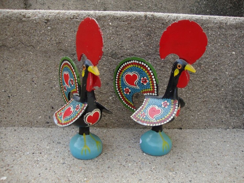 Par de Galos antigos em metal