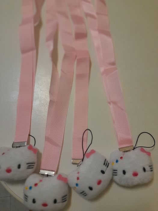 Porta chaves e fitas para o pescoço Hello kitty