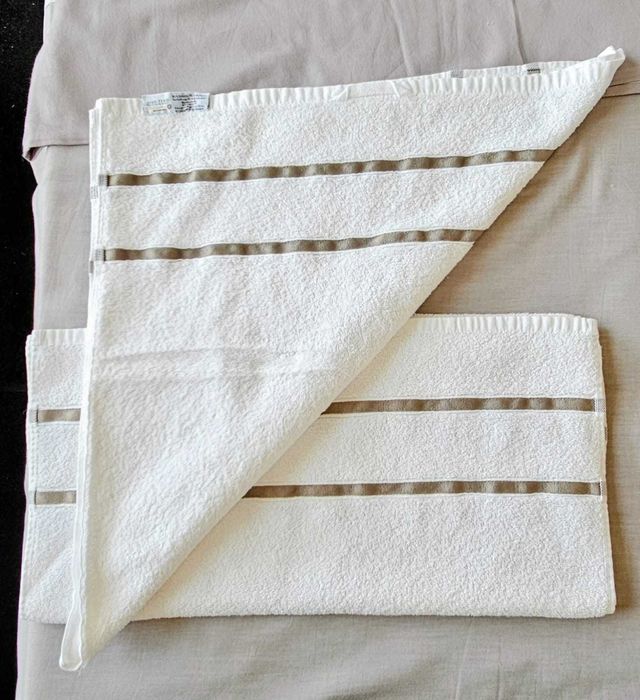 Ręcznik frotte  używany 50x100 cm