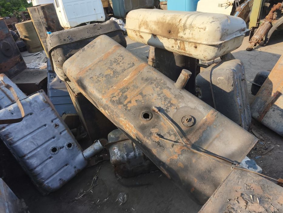 Паливний бак Газ 53 3307 3309 66 Зіл 130 Камаз Маз Краз Урал Фотон
