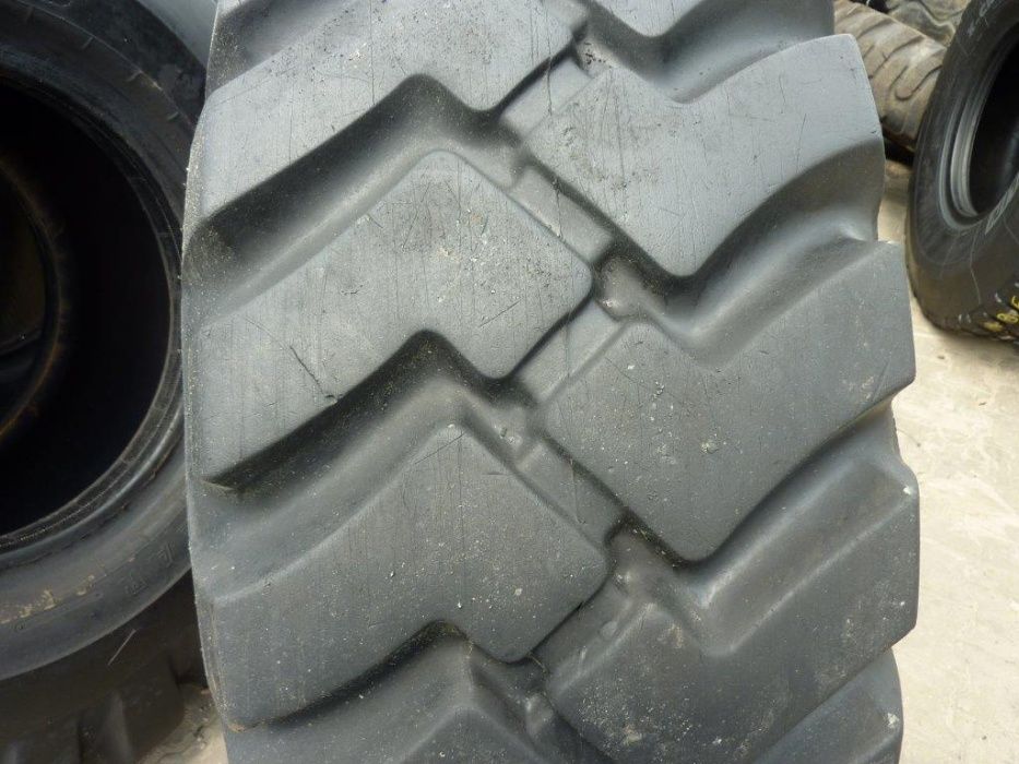 Opona używana przemysłowa 20.5-25 20.5R25 FIRESTONE 800zł W857