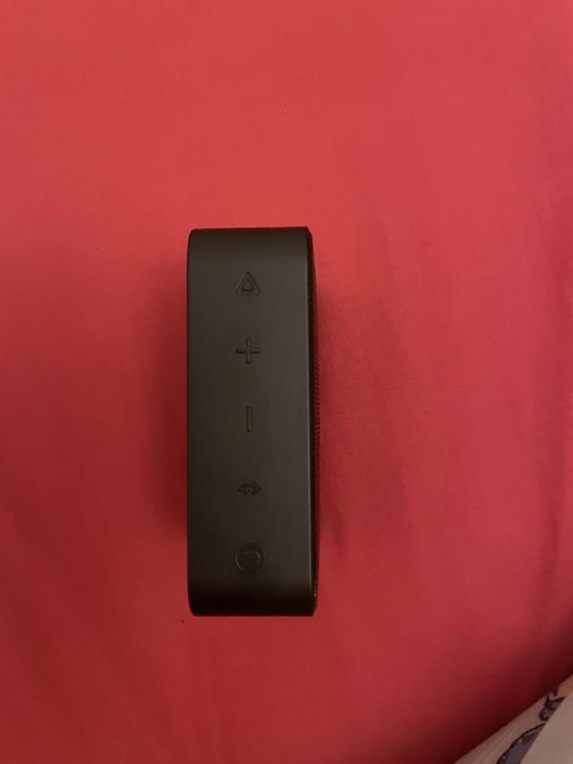 Coluna JBL go como nova