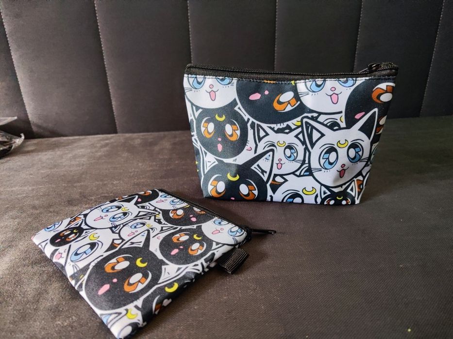 Sailor Moon kosmetyczka i mały portfelik.