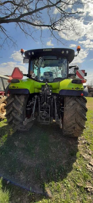 Claas  Arion 610