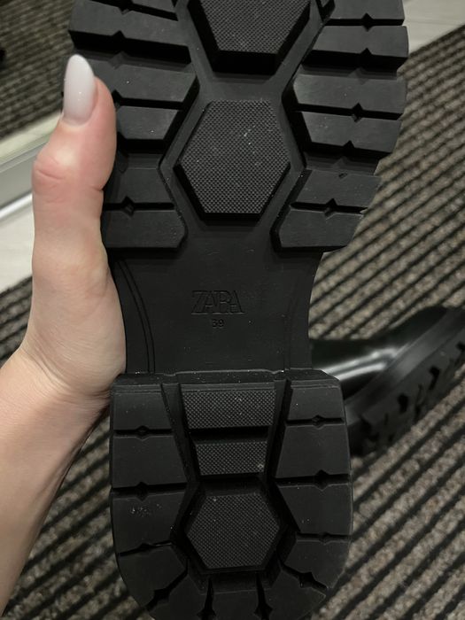 Черевики шкіряні челсі ZARA