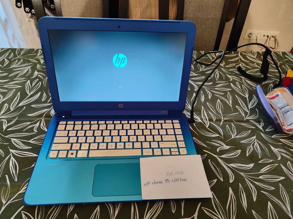 Laptop HP Model 13  C001nw