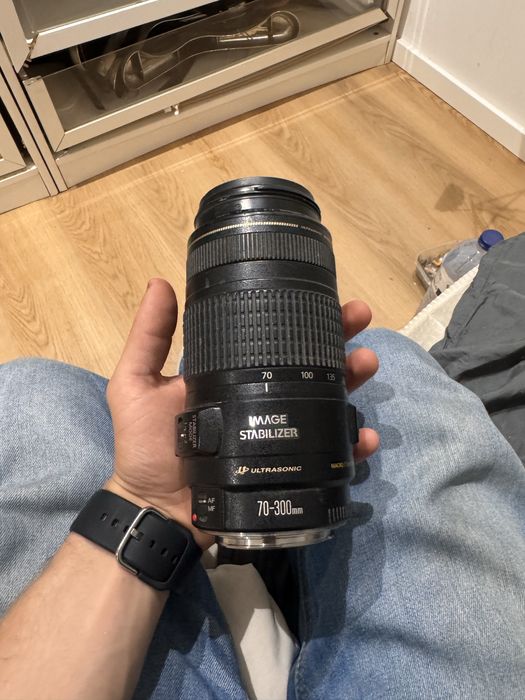 Canon EF 70–300mm f/4–5.6 IS USM