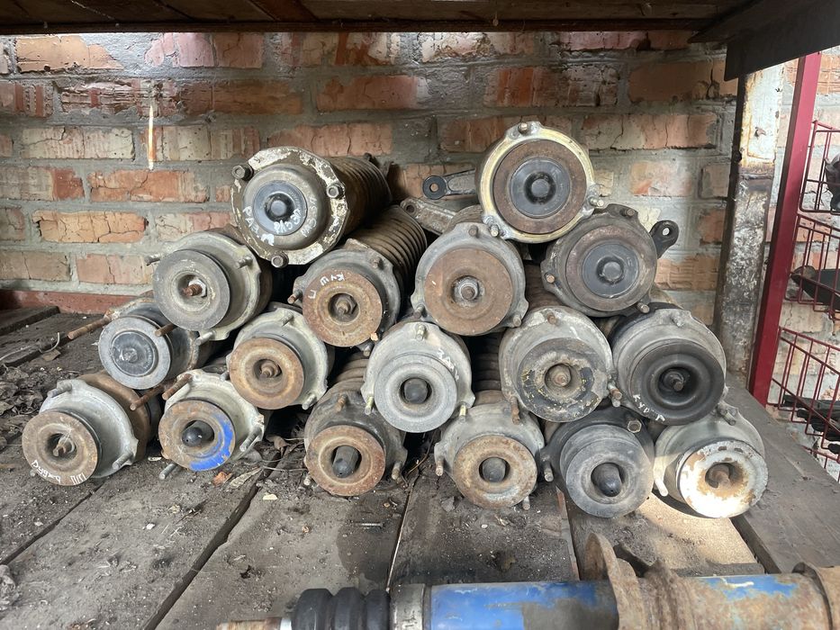 Передні стійки Таврія/Славута