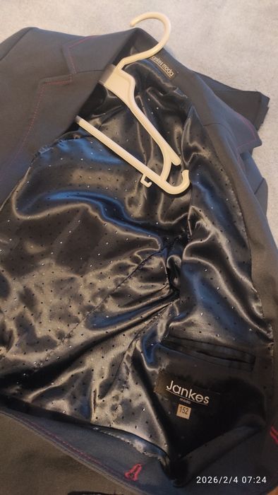 Garnitur chłopięcy 152