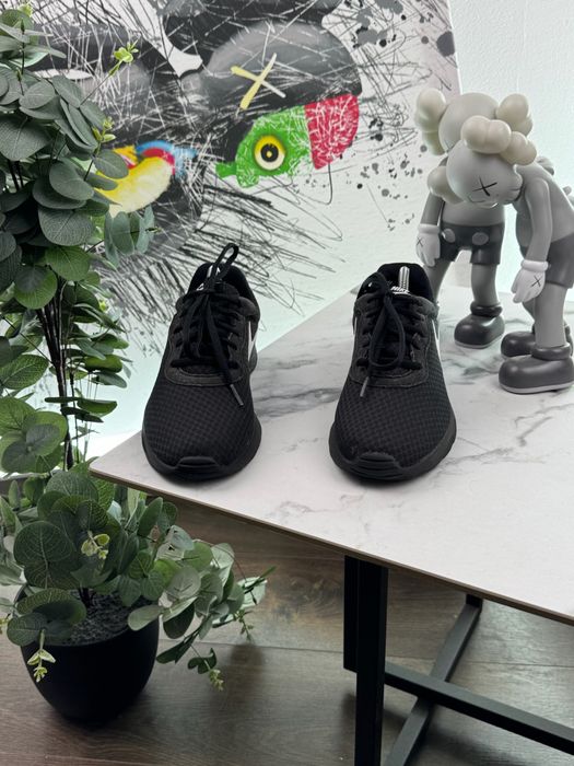 Кросівки Nike Tanjun 42 розмір Е6729