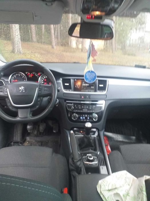 Peugeot 508sw z dachem panoramicznym