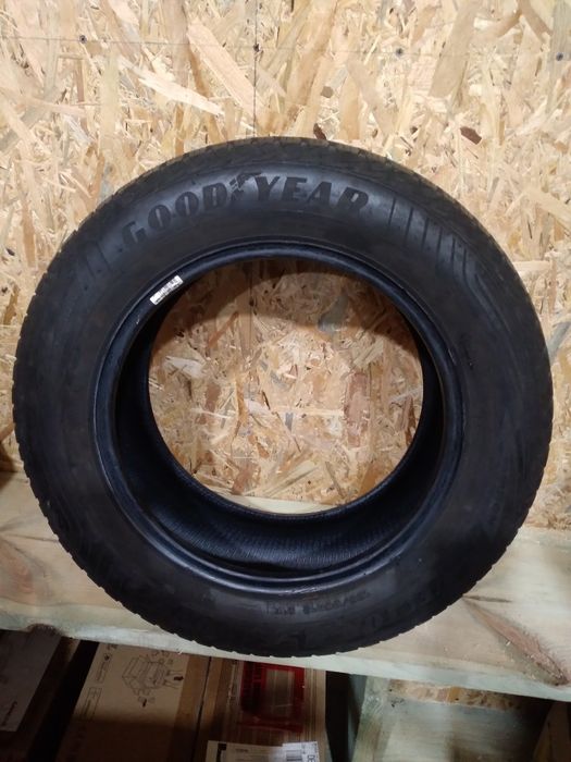 Шина GoodYear  Vector 4 Seasons 195/65 R15