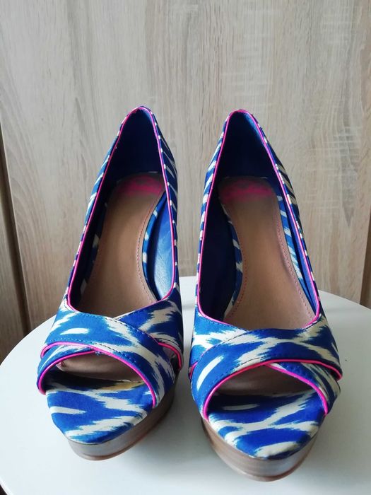 Szpilki Fergalicious by Fergie NOWE rozm.39