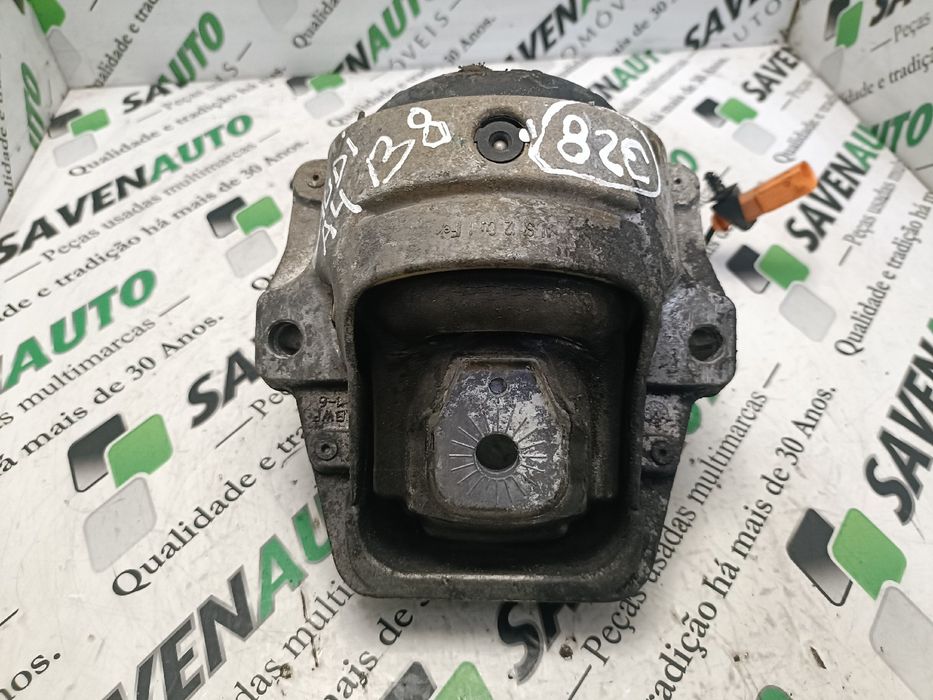 Apoio do motor AUDI A4 (8K2, B8)