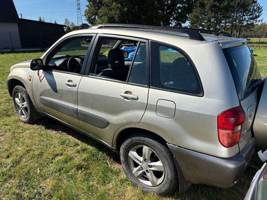 Toyota RAV4 na części