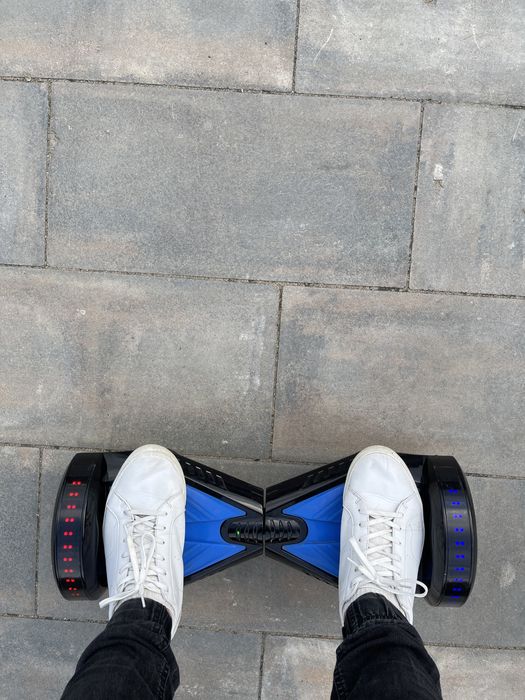Elektryczna Deskorolka ,,Hoverboard”