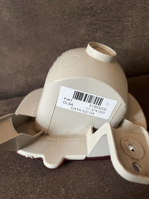 Світловідбивач право Jeep Renegade