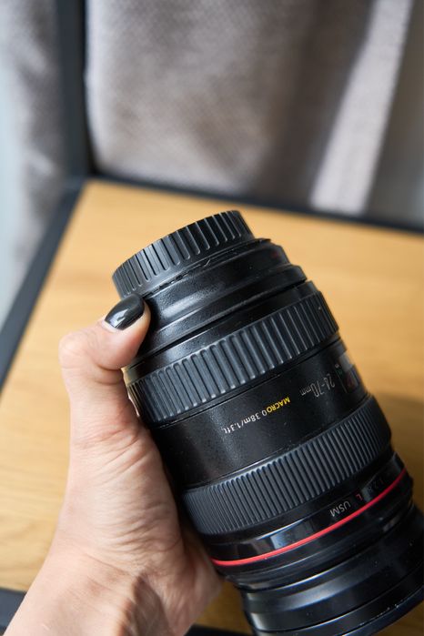 canon 24 70 2,8 l - купити фототехніку, відеотехніку - Ціна на OLX.ua