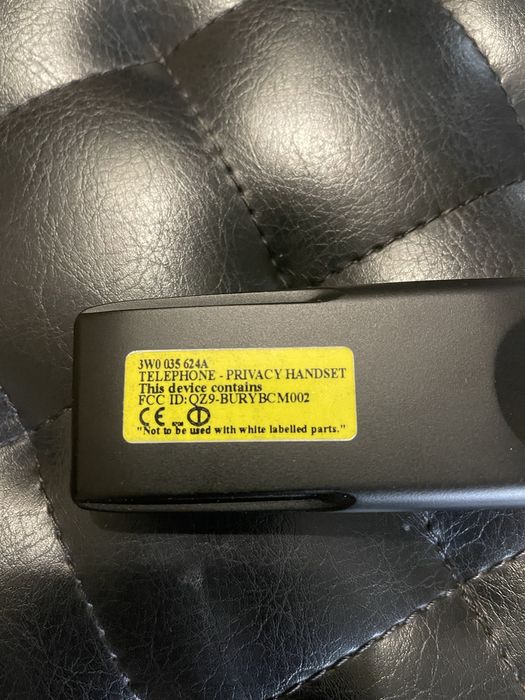 Оригінальна Bluetooth- гарнітура ВЕNTLEY. Телефонна трубка Bentley.