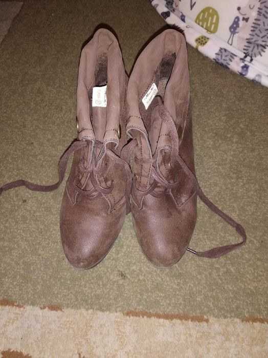 Do sprzedania Botki brazowe