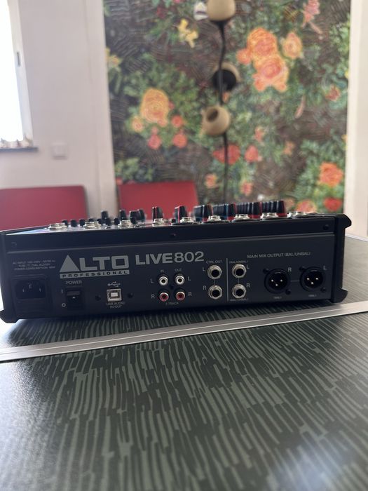 Alto Live802 Mesa De Som Analogica