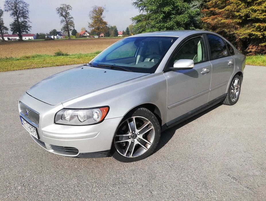 Volvo S40