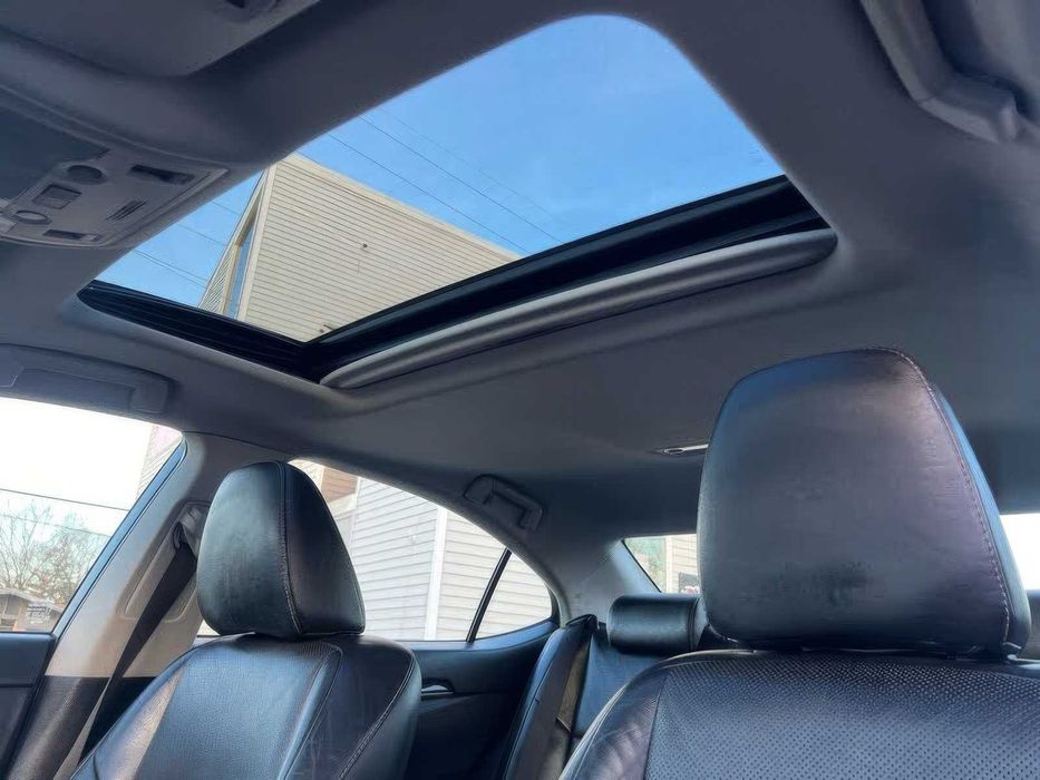 Lexus ES 350      2015