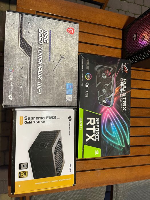 Komputer RTX 3070Ti + 11900K + 32GB RAM + SSD