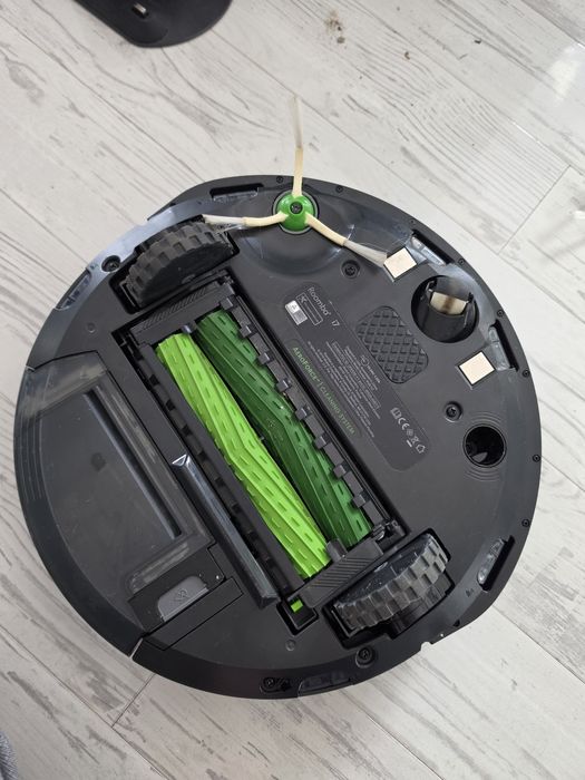 Robot sprzątający IROBOT Roomba i7