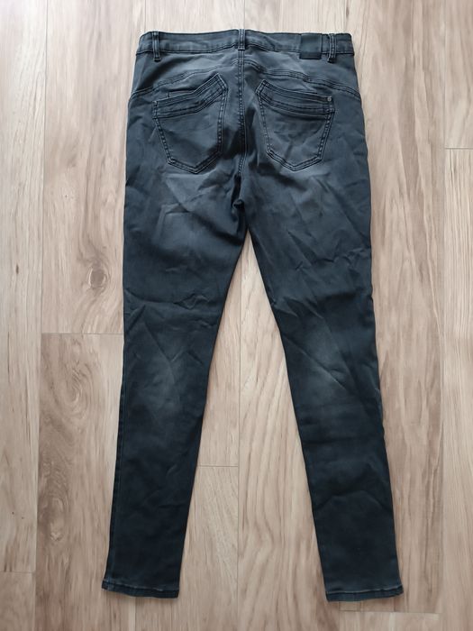 Ciemnoszare spodnie jeansowe rurki z lampasami z cekinów 42 XL