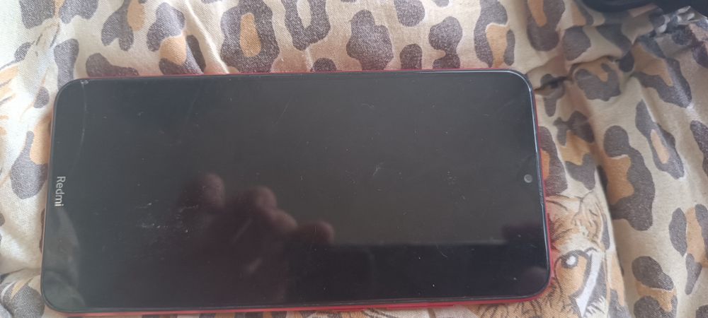 Продам або обмен редмі 8а 2500