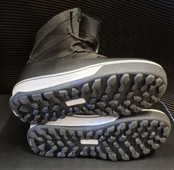 Buty zimowe śniegowce 4F czarne rozmiar 34