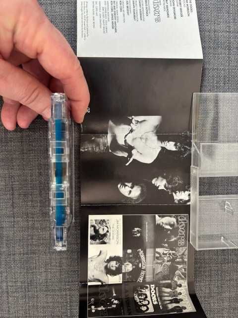 9 oryginalnych kaset magnetofonowych / kompaktowych