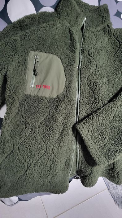 Casaco quentinho com 3 bolsos da HotWheels