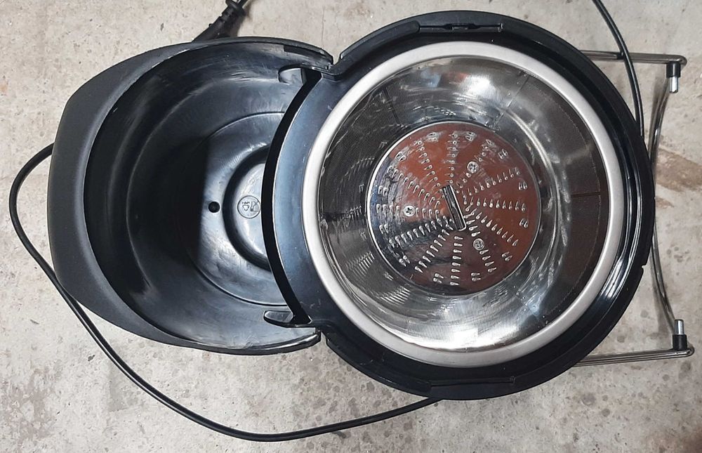 Liquidificadora / Máquina Fazer Sumo Clatronic e Ariete Centrika
