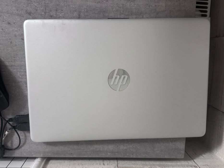 ноутбук HP Laptop 15-dw1xxx