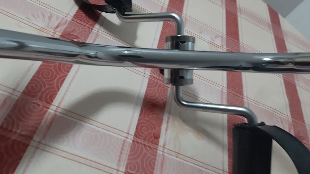 Bicicleta para exercício dos braços e das pernas