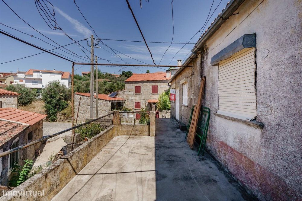 Moradia Rústica T3 / Sabugal, Bendada