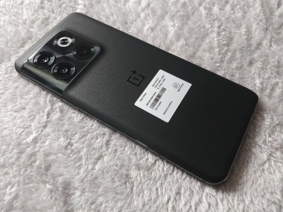 OnePlus 10T 5G 8/128 DualSim 6,7" AMOLED 50Mpx Ładowanie 150W Stereo