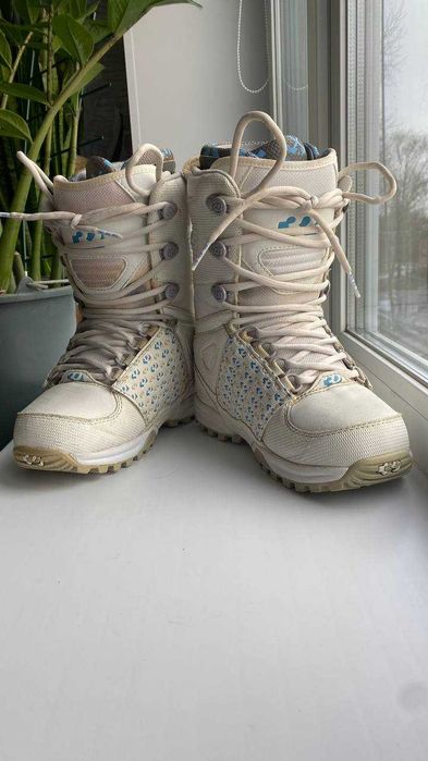 Ботинки для сноуборда ThirtyTwo LASHED WOMEN'S