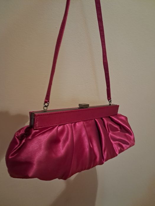 Стильна вечірня сумочка