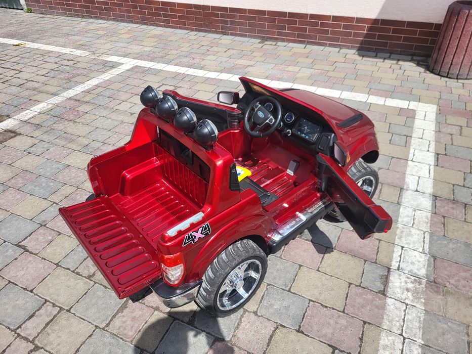 Дитячий електромобіль 2-місний Ford Ranger, машинка
