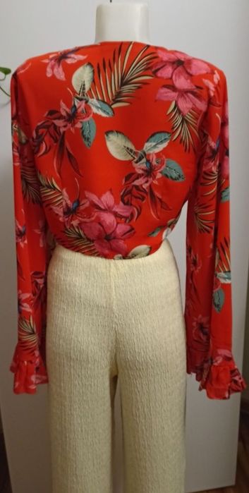 Czerwona bluzka  Missguided  rozmiar L styl hawajski